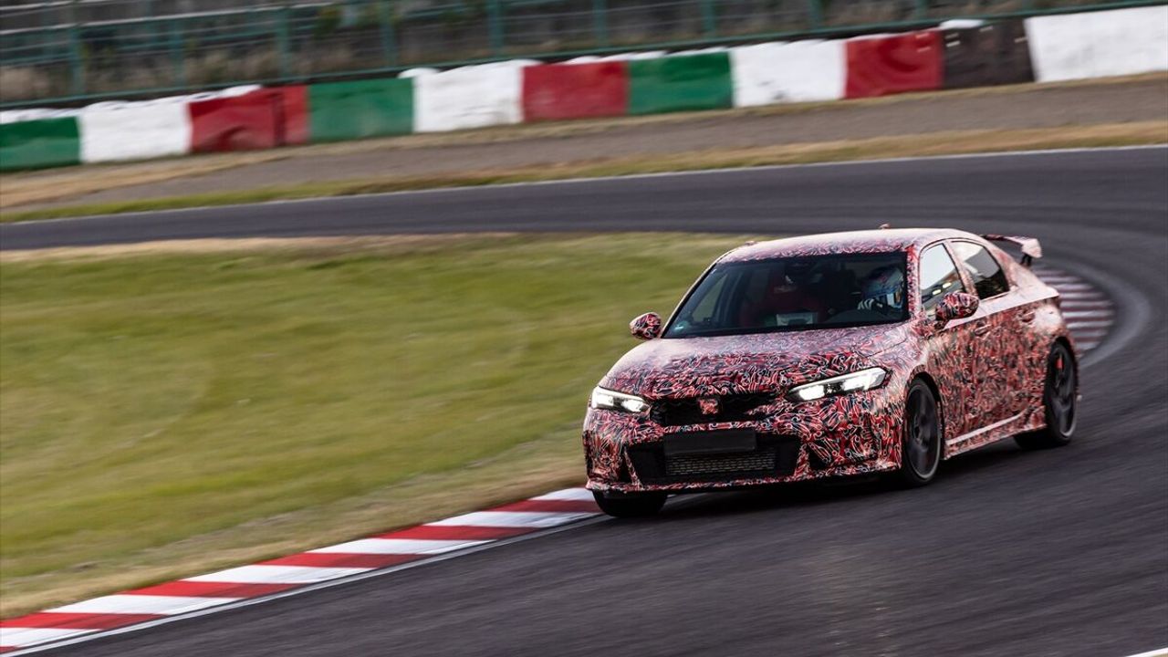Yeni Honda Civic Type R'den Suzuka pistinde tur rekoru