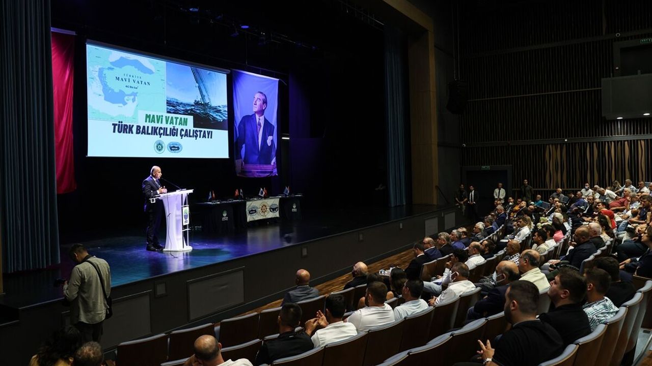 Tarım ve Orman Bakanı Kirişci "Mavi Vatan-Türk Balıkçılığı Çalıştayı"nda konuştu: