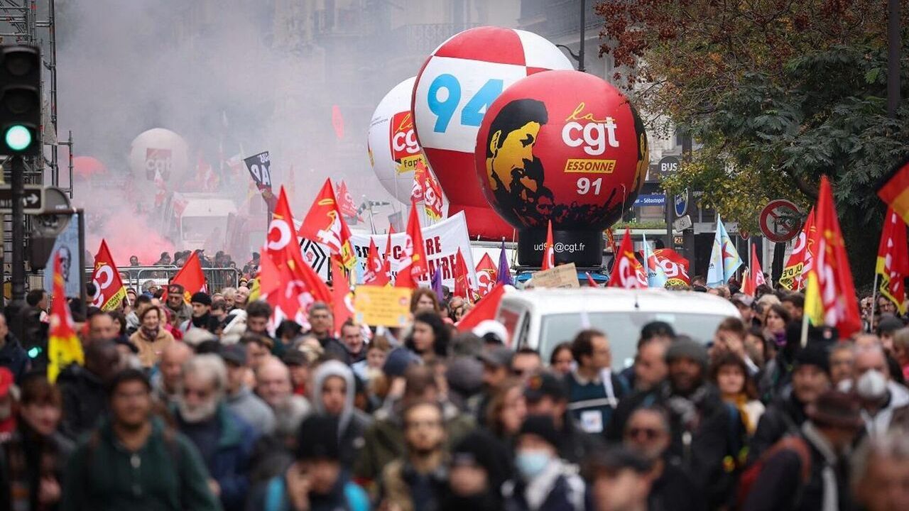 Fransa'daki en büyük işçi sendikası greve gitti