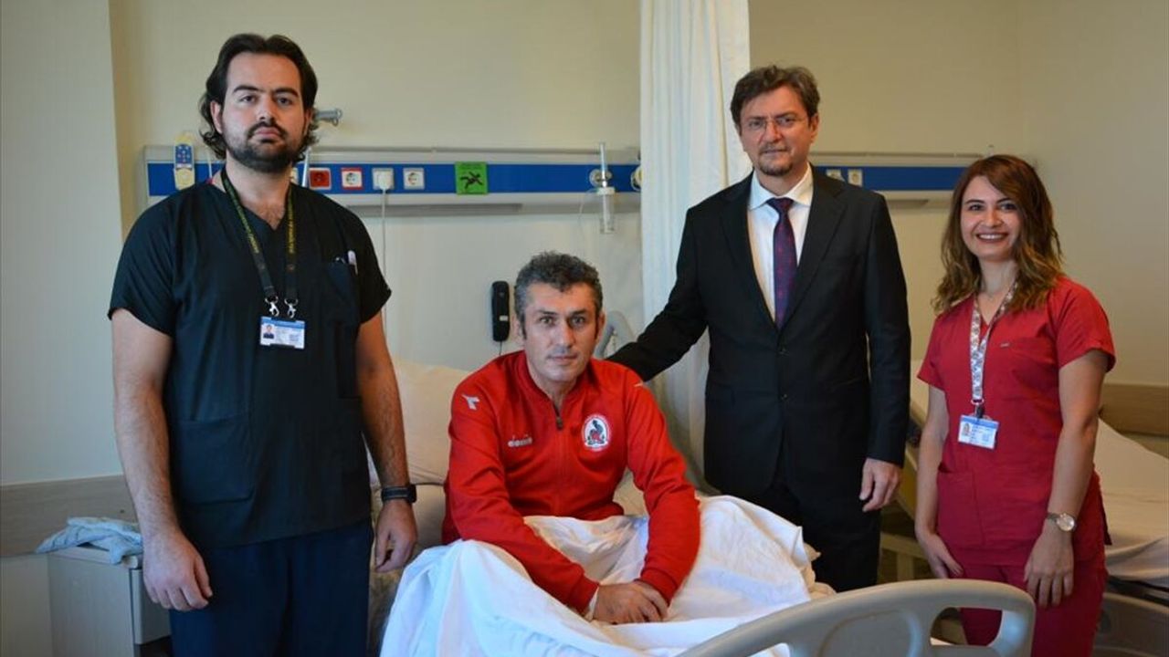 Denizli'de hastanın göğsünden yaklaşık 6 kilogramlık tümör çıkartıldı