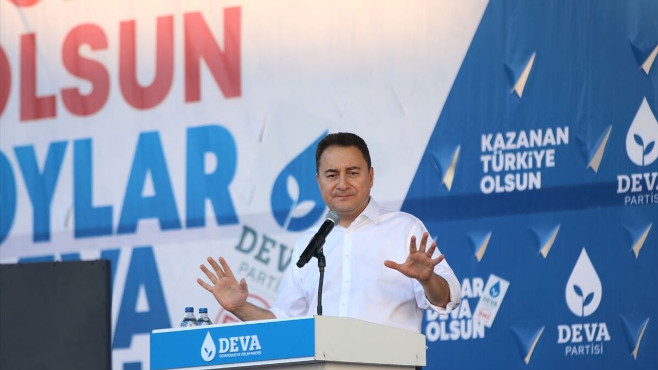 DEVA Partisi Lideri Babacan mitingde halka seslendi: Türkiye'yi birinci sınıf hukuk devleti yapacağız