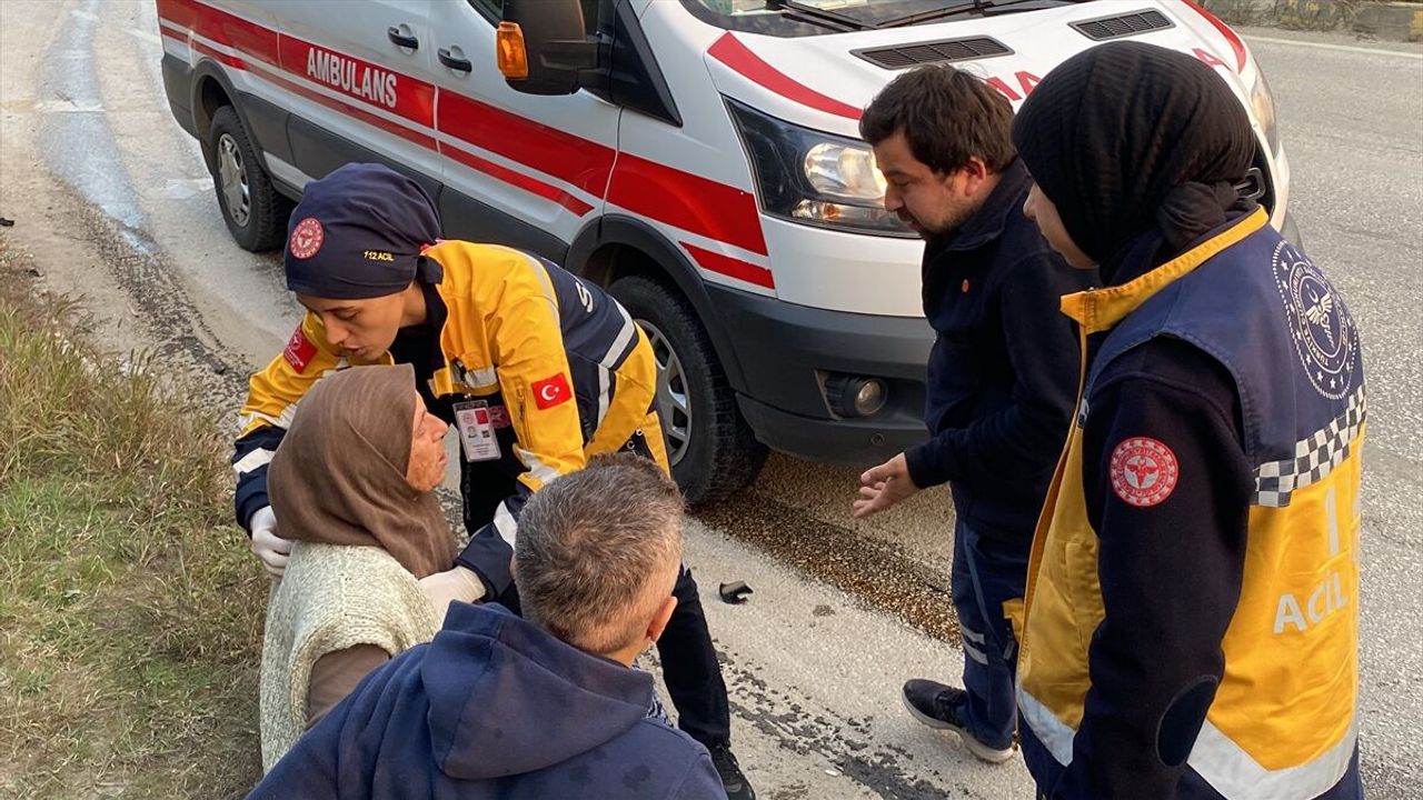Düzce'de otomobil ile motosiklet çarpıştı: 1 kişi öldü 2 kişi yaralandı