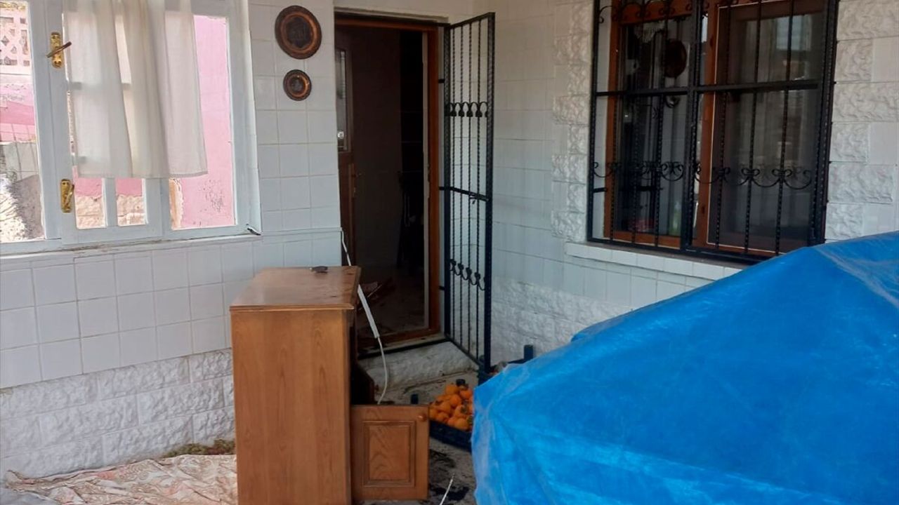 Elazığ'da yazlık ev hırsızları yakalandı