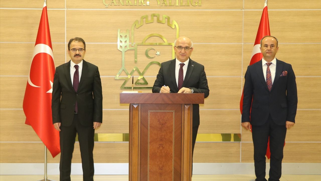 Milli Eğitim Bakan Yardımcısı Şensoy, Çankırı'da ziyaretler gerçekleştirdi