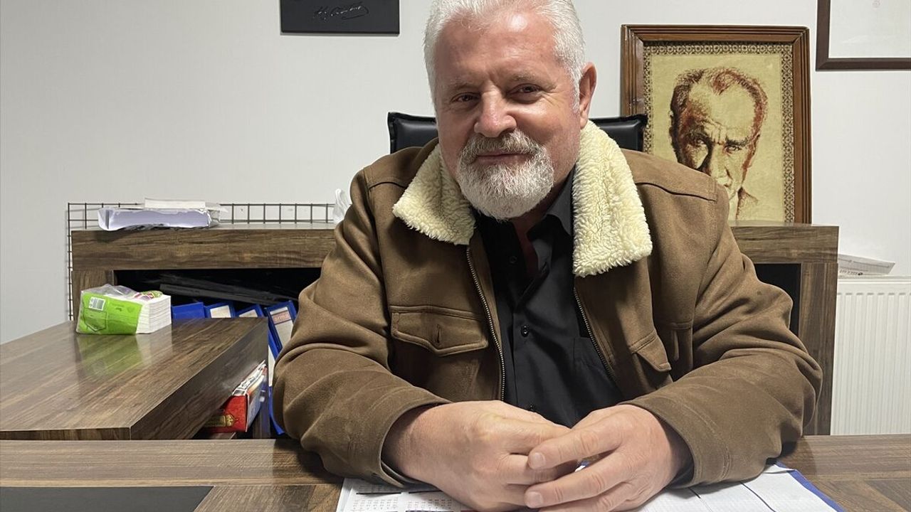 "Sahte doktor" soruşturmasında tutuklu zanlının cep telefonu incelemesi devam ediyor