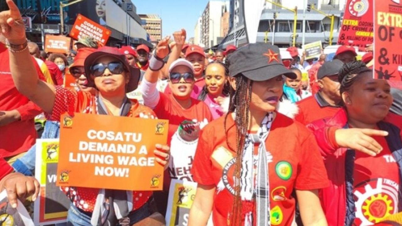 Güney Afrika'da kamu çalışanları 1 günlük greve gitti
