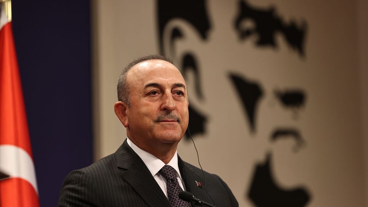 Bakan Çavuşoğlu'ndan F-16 alımına ilişkin açıklama