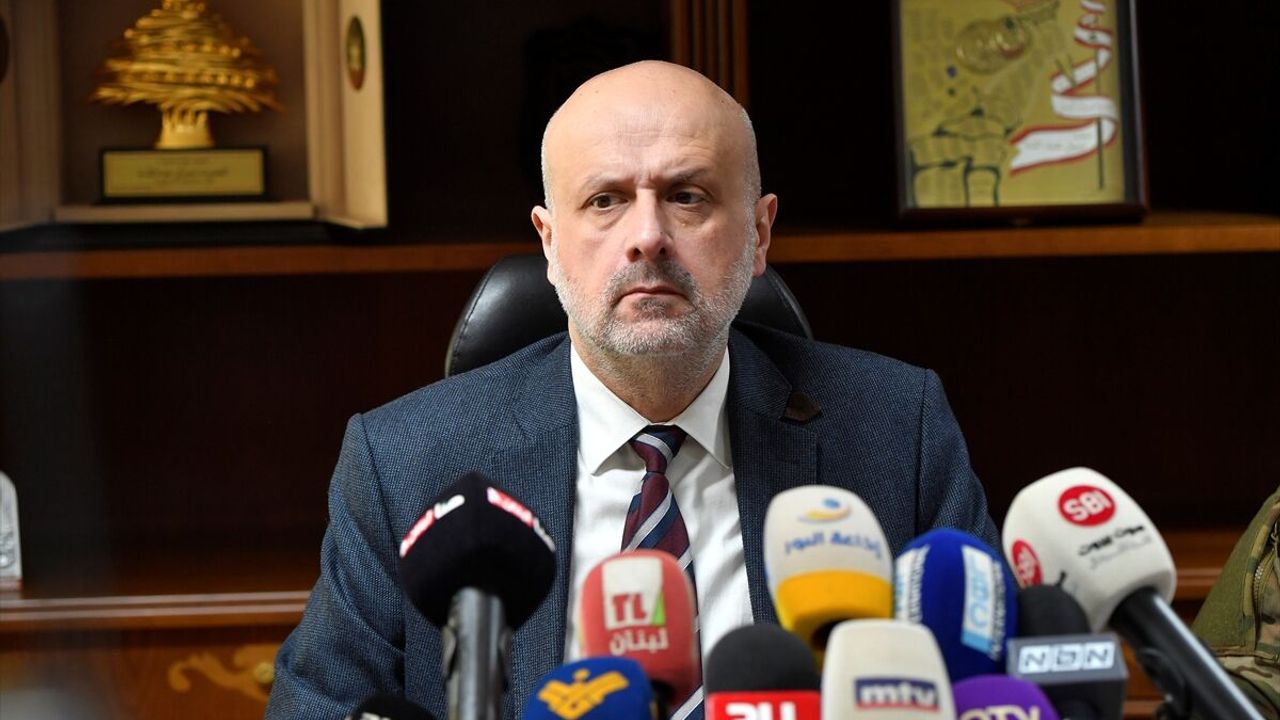 Lübnan'dan Hizbullah'a silah taşıma iddialarına yalanlama