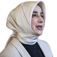 Özlem Zengin kimdir? Aslen Nerelidir?