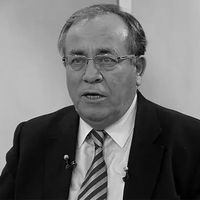 Halil Şıvgın Kimdir?