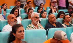Suç duyurusu yapılan tiyatro gösterime girmiş!