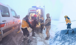 Kars'ta Hanlar Geçidi'nde  zincirleme kaza 1 kişi öldü 17 kişi yaralandı