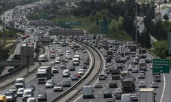 İstanbul'da hayatın üç buçuk yıl trafikte geçiyor!