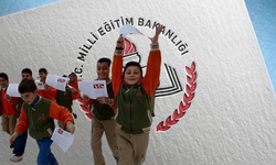 2023-2024 Eğitim-Öğretim Yılı Sömestr Tatili: Karneler Ne Zaman Verilecek?