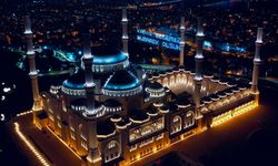 Bugün "bin aydan daha hayırlı" Kadir Gecesi