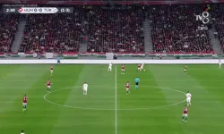 Milli maçta reklam panosu önlemi