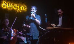 Sahnelerde Murat Beyaztaş fırtınası esti