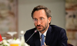 Fahrettin Altun'dan Özel'e 'not' yanıtı: ''İletişim Başkanlığımız hakikati savunur''