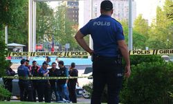 TBMM önünde silah sesleri!