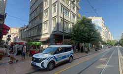 Emekli doktor evinde ölü bulundu