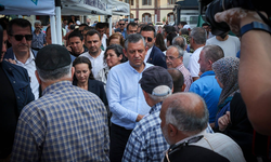 Özel, Manisa'da Ferdi Zeyrek için Hatuniye Camii’nde düzenlen mevlit programına katıldı