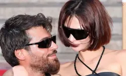 Can Yaman, Sevgilisiyle Birlikte Geldi