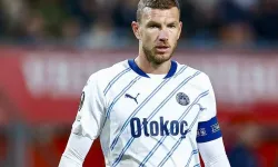 Edin Dzeko’dan İtalya’ya Muhteşem Dönüş! Fiorentina İle Resmen İmzayı Attı