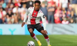 Beşiktaş Taraftarı Bu Haberi Bekliyordu! Walker-Peters İmzaya Geliyor