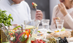 Yeni Trend Ömür Uzatan 'Longevity Diyeti'