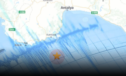Akdeniz’de Korkutan Deprem! Antalya Sallandı