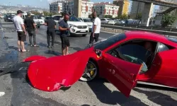 Tamir Etti, Test Sürüşünde Hurdaya Çevirdi! İstanbul'da 17 Milyonluk Ferrari Kazası