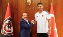 Burak Yılmaz Resmen Gaziantep FK’da! Yeni Görevine Başladı