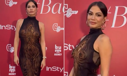 Demet Özdemir Transparan Elbisesiyle Şaşırttı! Gören Dönüp Bir Daha Baktı