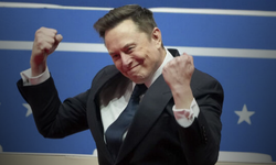 Elon Musk’a 29 Milyar Dolarlık Tesla Hisse Senedi İkramiyesi Verildi