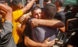 İsrail, İşkence Uyguladığı 13 Filistinliyi Serbest Bıraktı