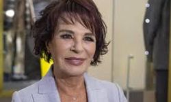 Hülya Koçyiğit, Ailesi İle Bodrum'da Tatil Keyfi Yapıyor