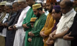 İspanya’da büyük skandal! Müslümanlara kamusal alanda bayram yasağı