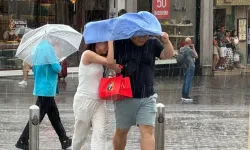 İstanbul'da Gök Gürültülü Sağanak Yağış Uyarısı! Meteoroloji'den Kritik 2 Gün Uyarısı