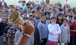 MEB’den Ezber Bozan Eğitim Vizyonu: Zilsiz Okullar ve Aile Odaklı Müfredat Geliyor