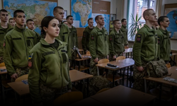 Ukrayna, 14 Yaş Üzeri Gençler İçin Askerî Eğitim Programı Başlatıyor
