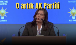 Aydın Belediye Başkanı Çerçioğlu, Erdoğan’ın Huzurunda AK Parti Rozeti Taktı