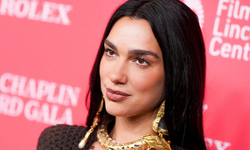 Dua Lipa, Menajerinin İsrail Yanlısı Tutumu Nedeniyle Yollarını Ayırdı
