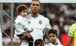 Josef de Souza'dan Beşiktaş’a Gönül Dolu Mesaj: Çağırırlarsa Koşarak Gelirim, Para Bile İstemem!