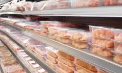 Ünlü markette gıda skandalı! Tavuk ürününden alerjen çıktı, raflar boşaltıldı!