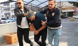 5 Yaşındaki Çocuğunu Tekmelemesini Böyle Savundu!
