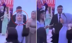 "Elinden alacak sandı!" Düğünde damada yakın oynayan gelini böyle itti