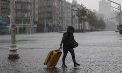 Meteoroloji İstanbul İçin Saat Verdi