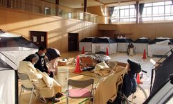 Japonya'nın kuzeydoğusunda 7,4 büyüklüğündeki depremde 3 kişi hayatını kaybetti