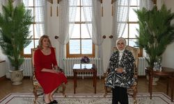 Emine Erdoğan, Bulgaristan Cumhurbaşkanı Rumen Radev'in eşi ile bir araya geldi