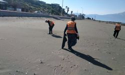 Hatay sahillerinde Suriye kaynaklı deniz kirliliği kalıntılarına rastlandı